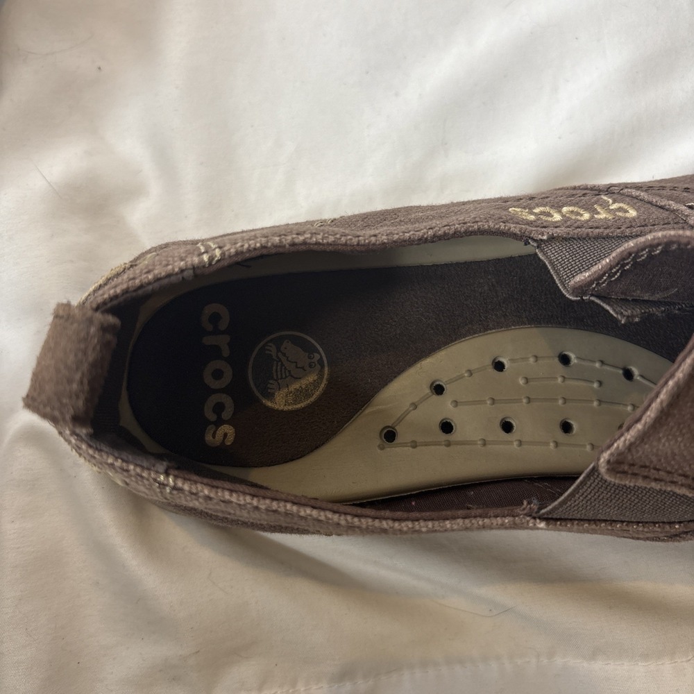 Crocs Walu Slip On Men 12 Canvas Brown Loafer Comfort Casual Shoes Beach Coastal - Picture 8 of 9
